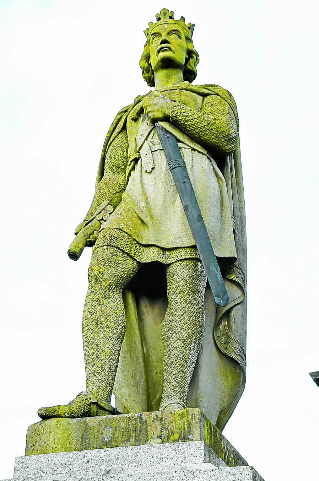 Bid made for statue cleaning