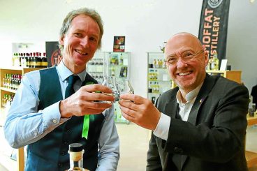 A cheers to the campaign