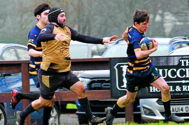 Rams set for West Bowl final clash