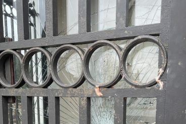 Anger at ‘mindless vandalism’ of Burns’ resting place