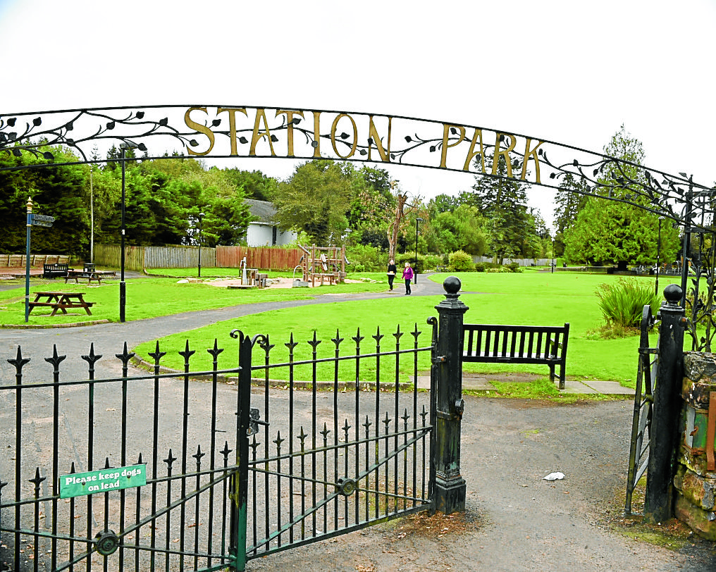 Park pond problems continue