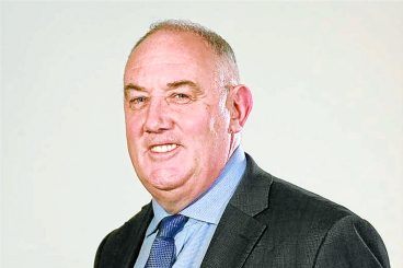 Annan firm to welcome housing minister