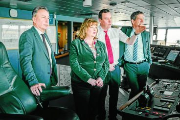 Ministers set sail to discuss road issues