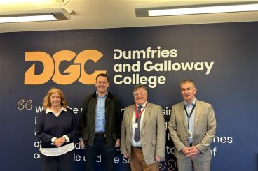 College welcomes party leader